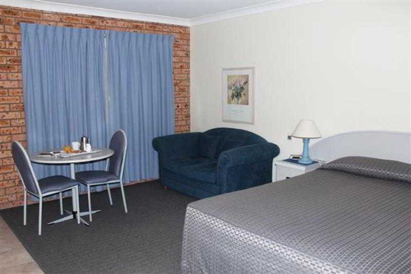 Blue Diamond Motor Inn Dubbo Szoba fotó