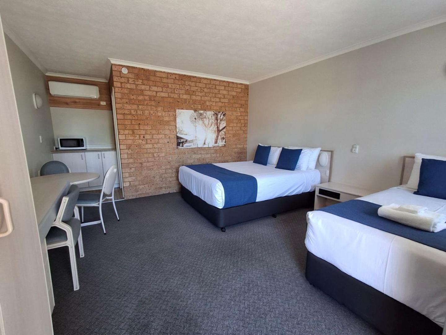 Blue Diamond Motor Inn Dubbo Kültér fotó