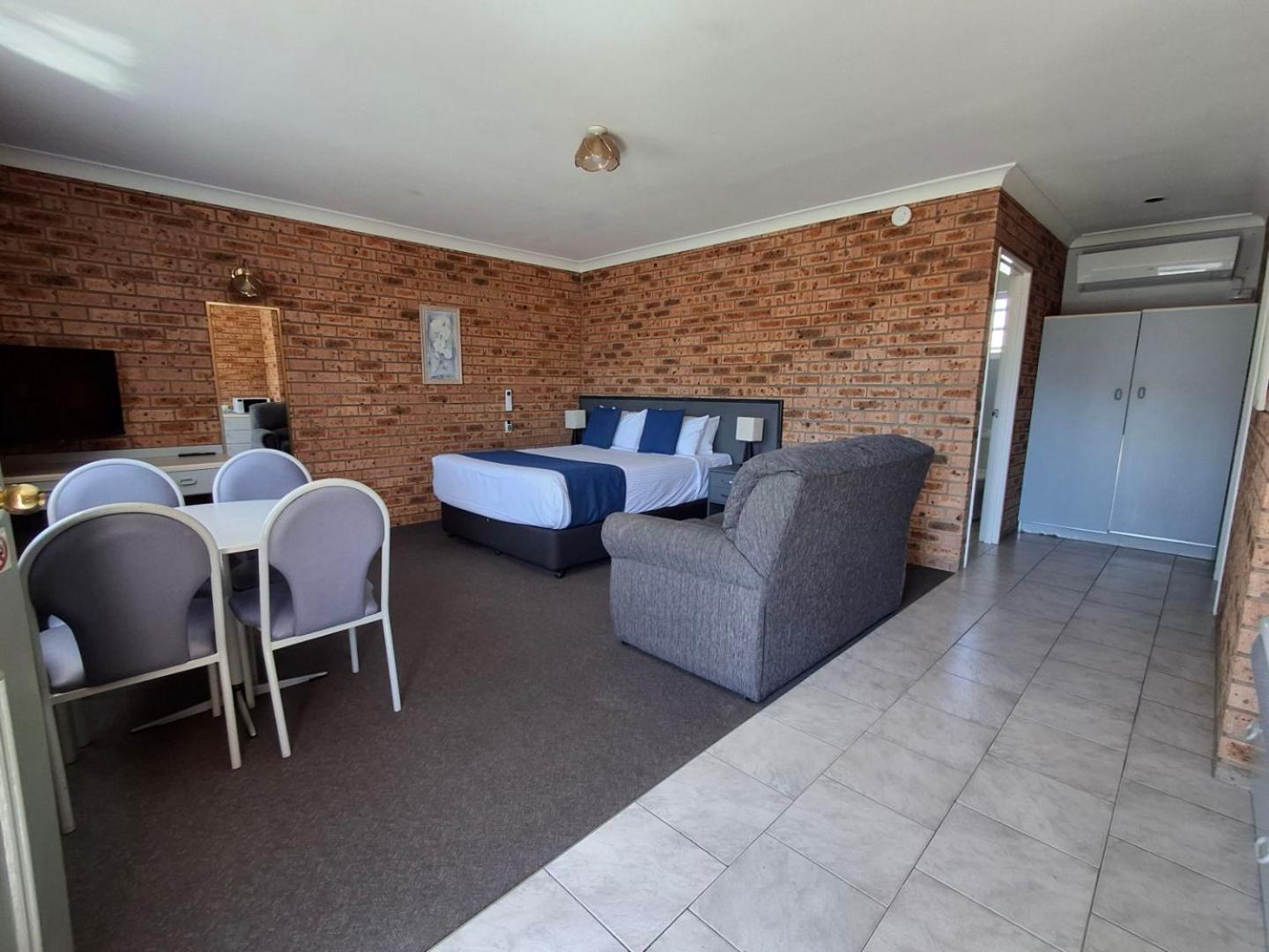 Blue Diamond Motor Inn Dubbo Kültér fotó
