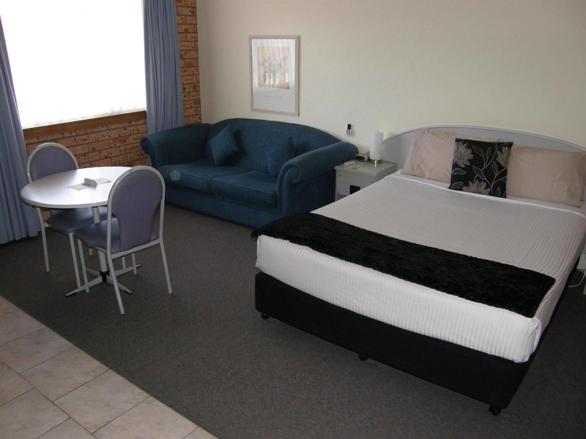 Blue Diamond Motor Inn Dubbo Kültér fotó