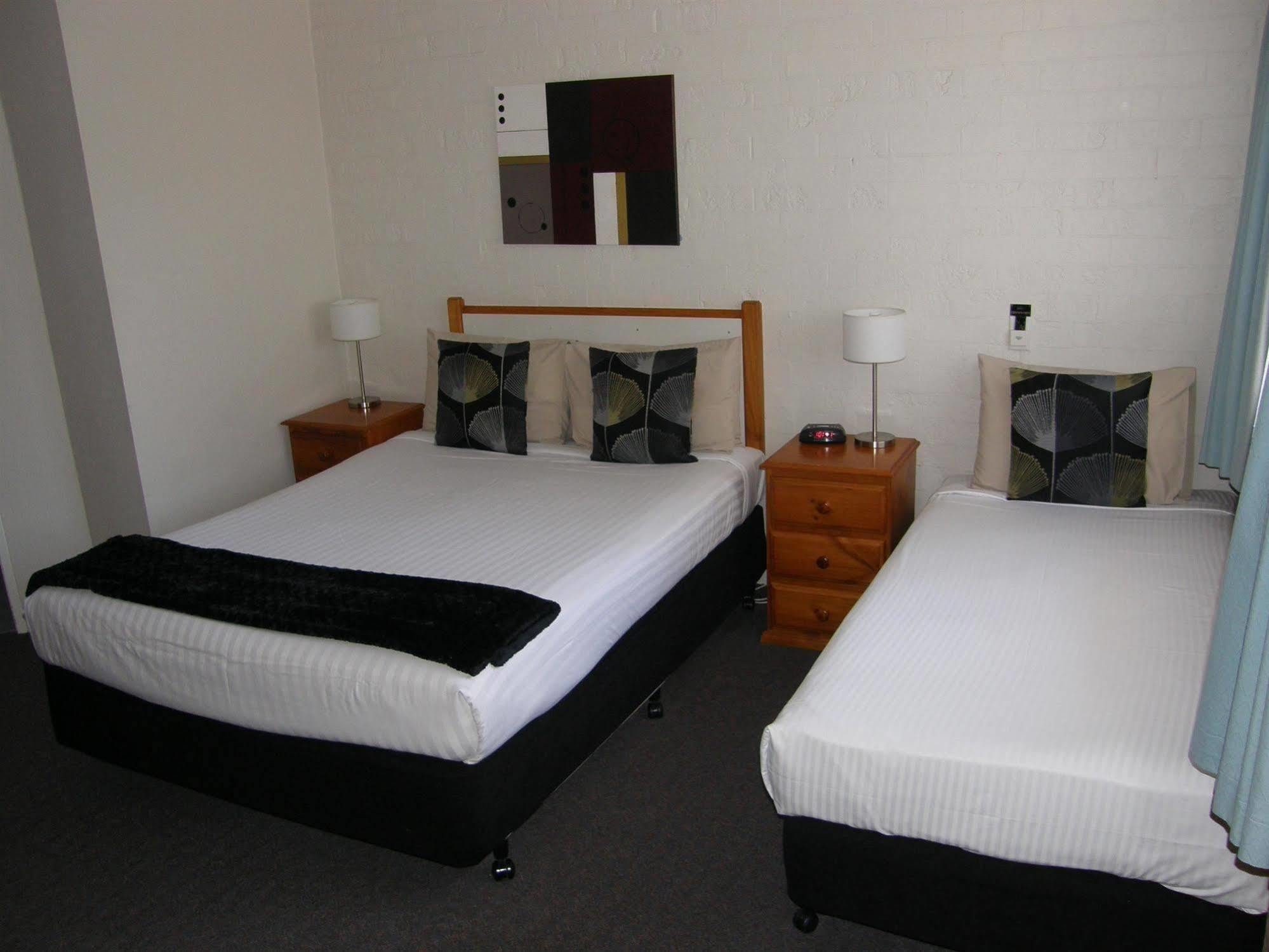 Blue Diamond Motor Inn Dubbo Kültér fotó