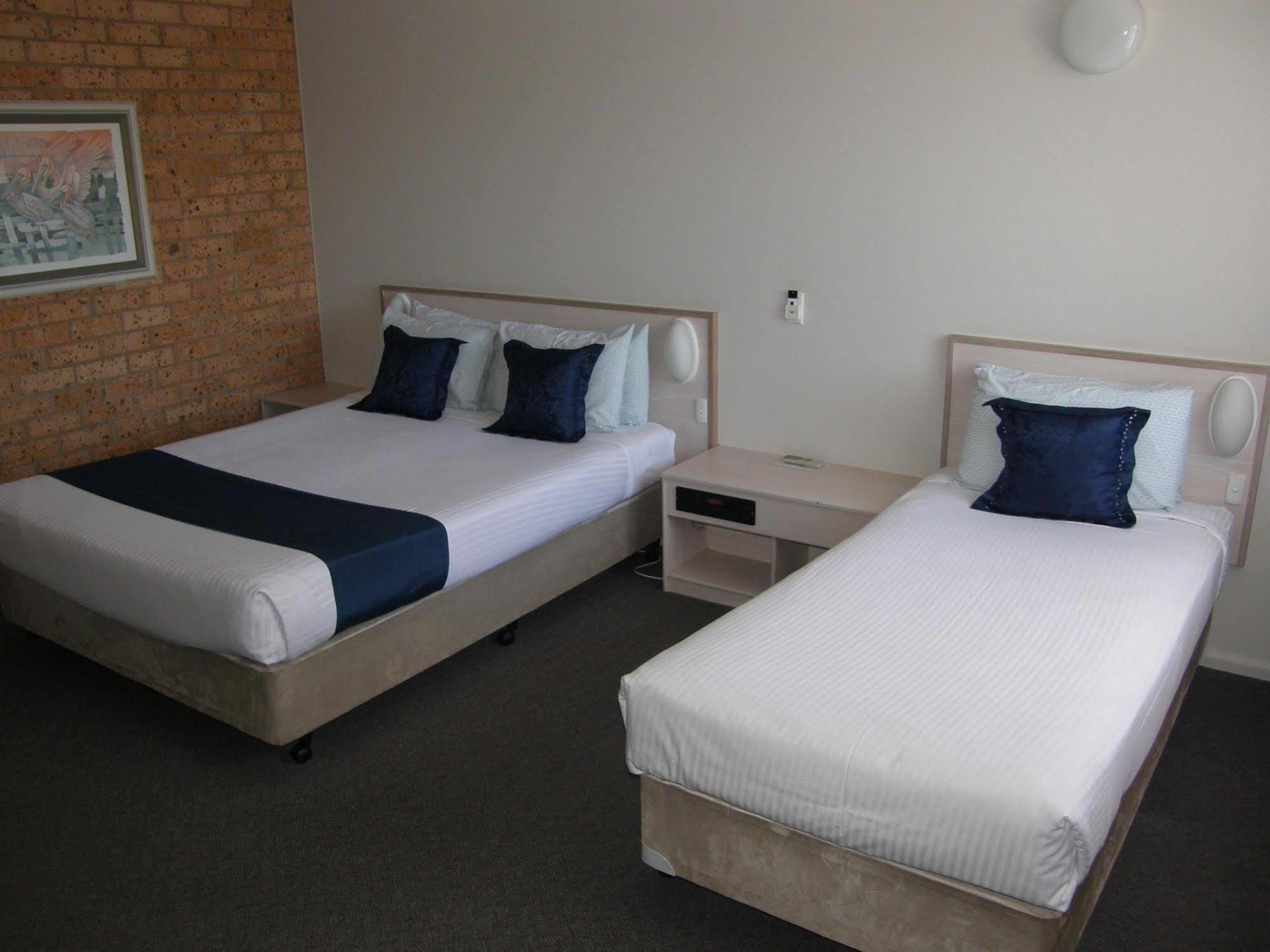 Blue Diamond Motor Inn Dubbo Kültér fotó