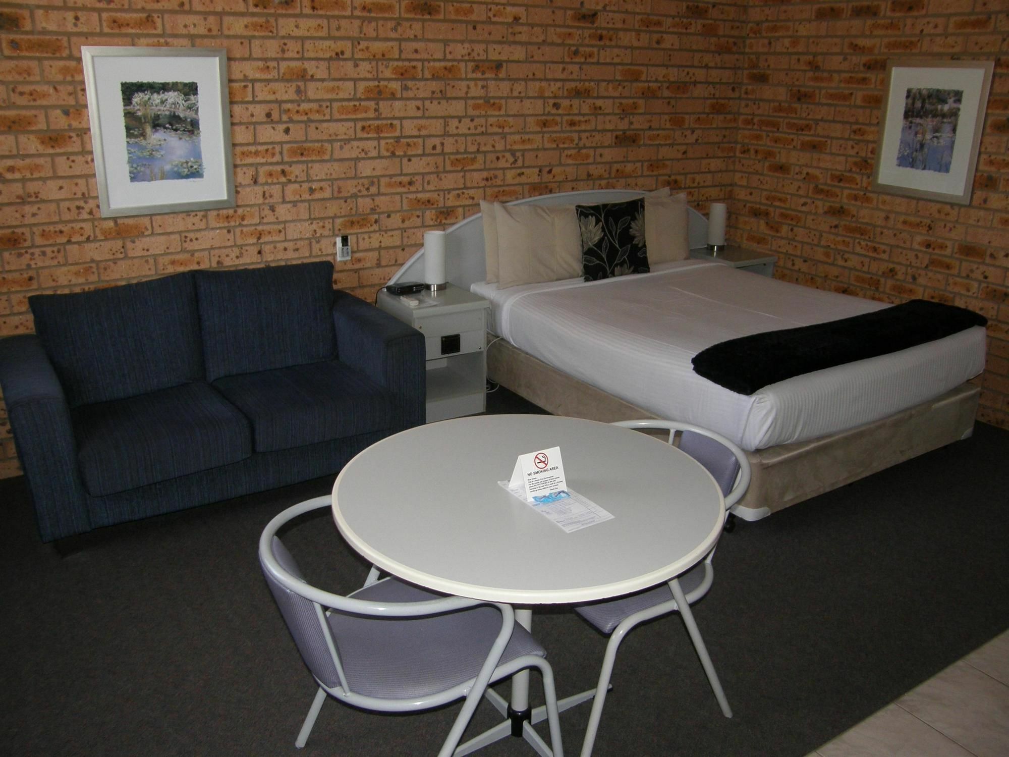 Blue Diamond Motor Inn Dubbo Kültér fotó